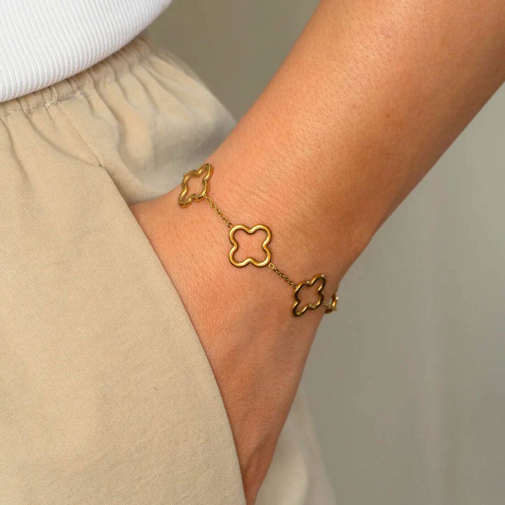 Forget Me Knot Bracelet