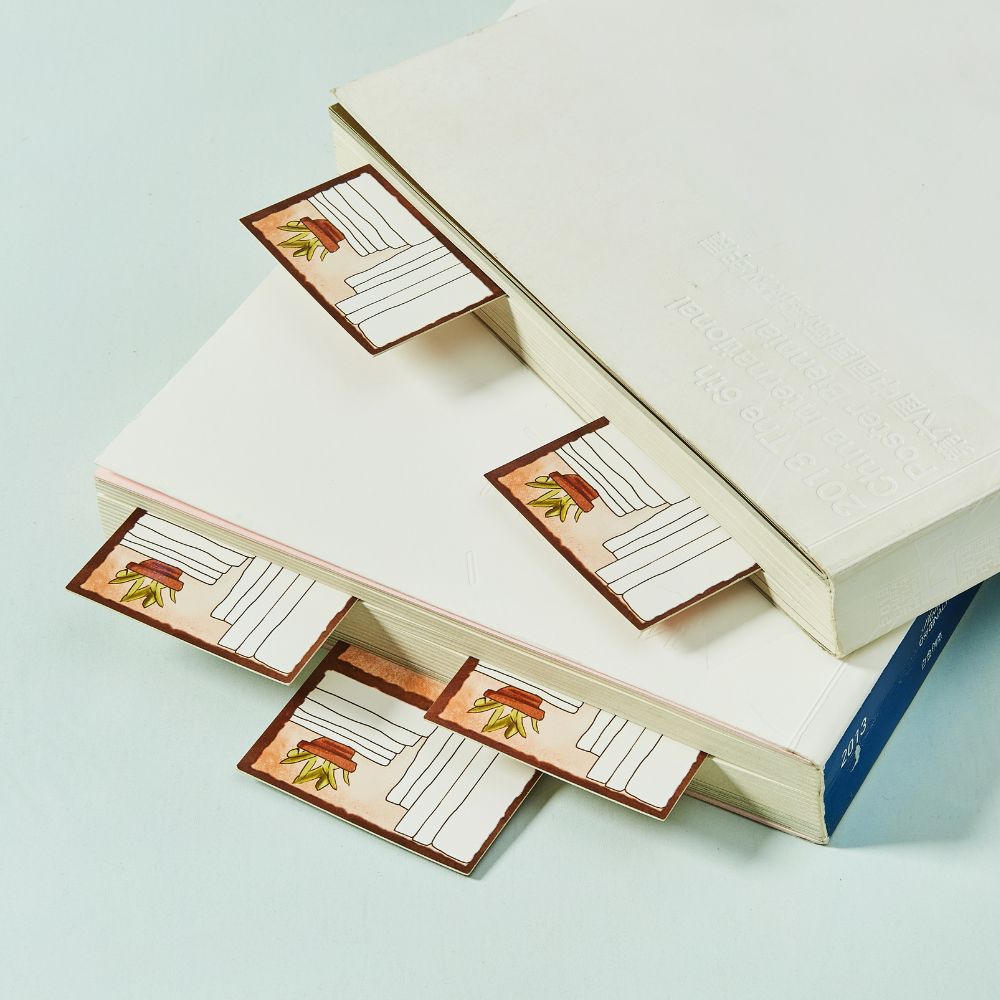 Bookshelf Tracker Bookmark