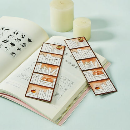 Bookshelf Tracker Bookmark