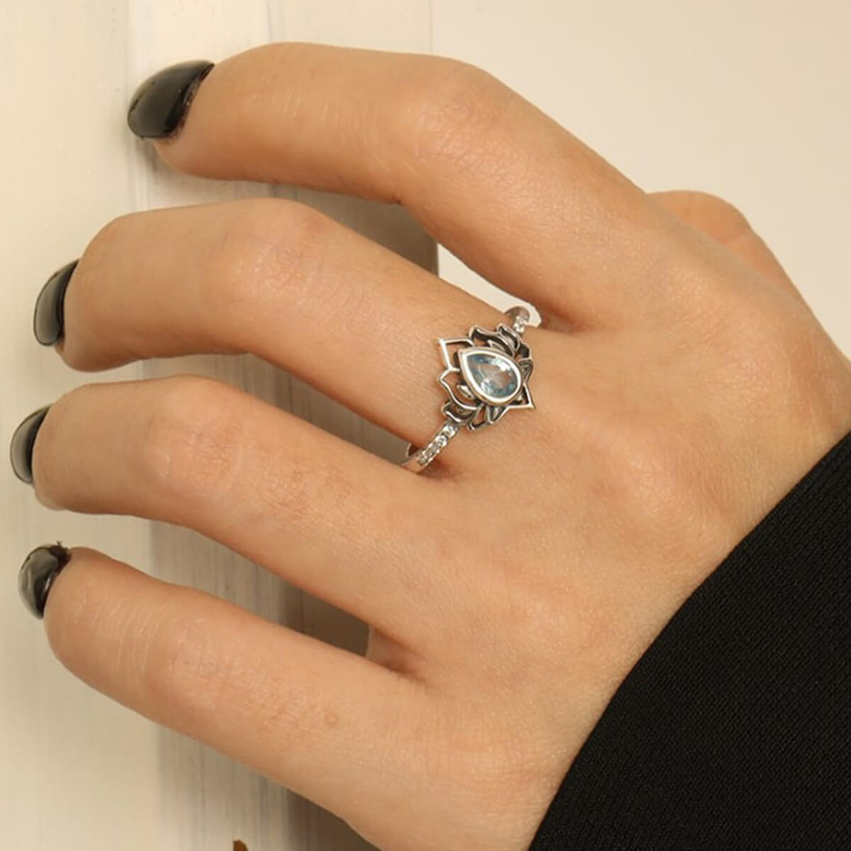 Optus Ring Lotus Ring – Happy Covers